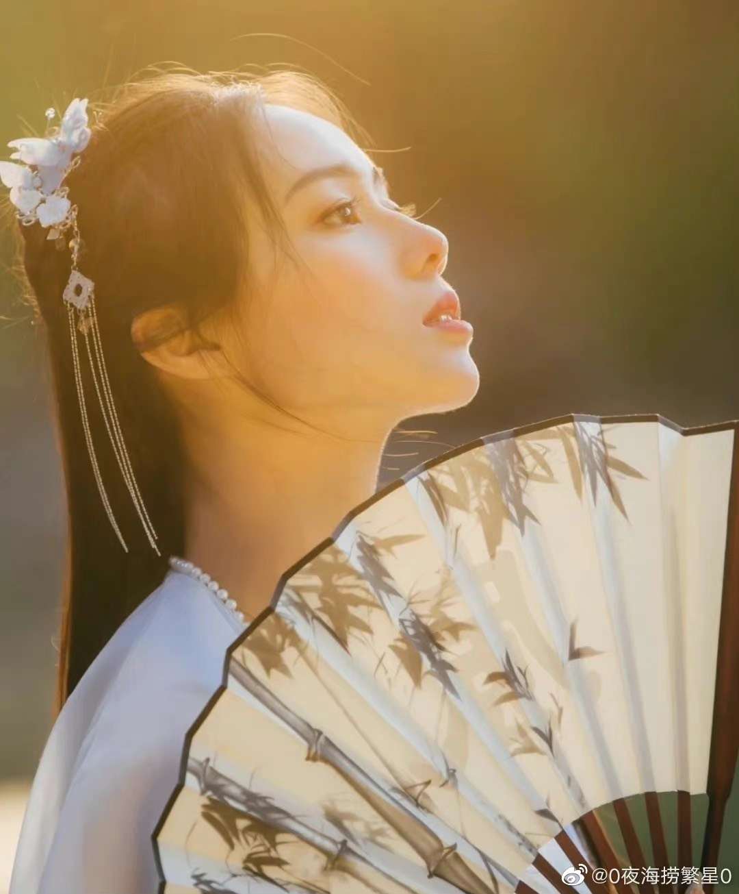 Con gái út tỷ phú Hà Hồng Sân ảnh 1 Con gai ut ty phu Ha Hong San anh 1