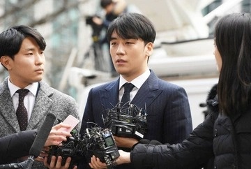 Seungri ngoi tu 18 thang hinh anh