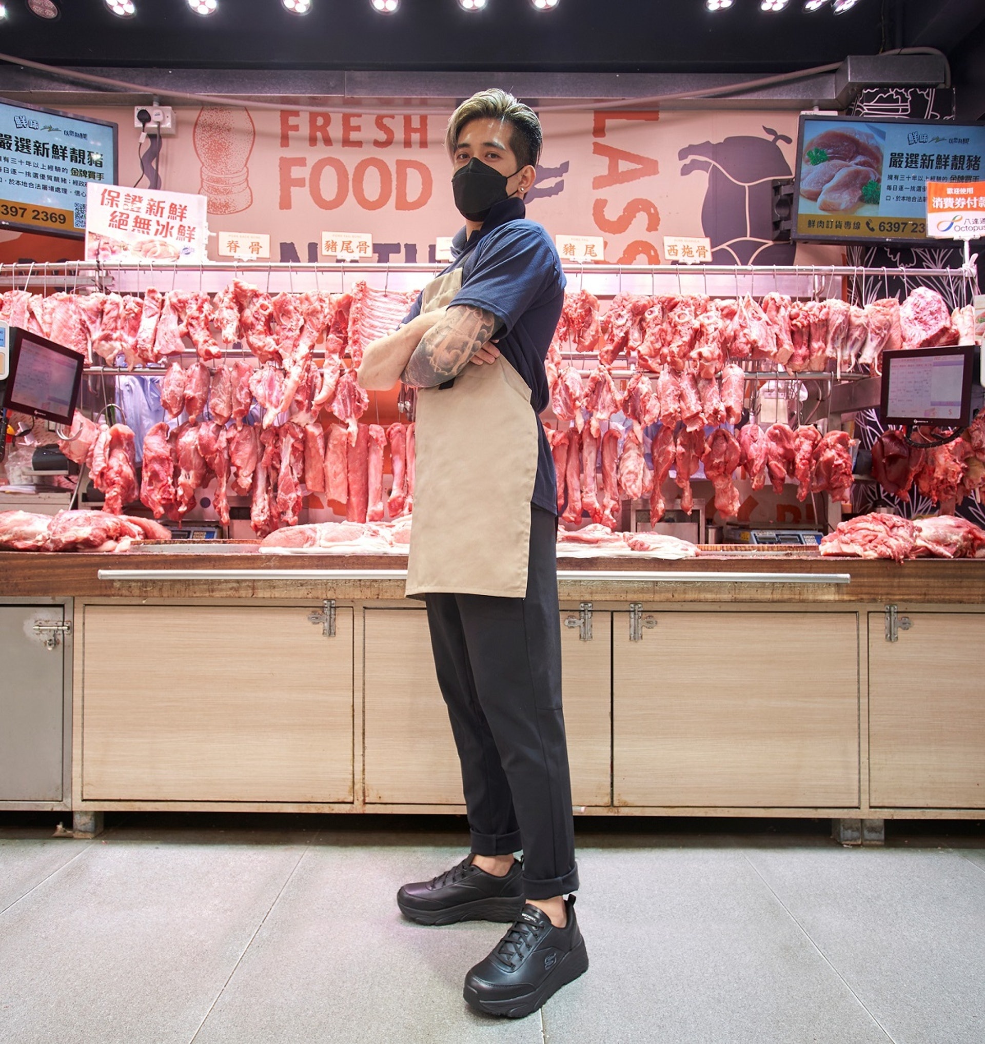 Chang trai ban thit lon noi tieng anh 3