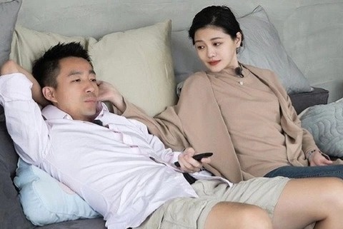 Uong Tieu Phi ngoai tinh truoc khi ly hon Tu Hy Vien hinh anh