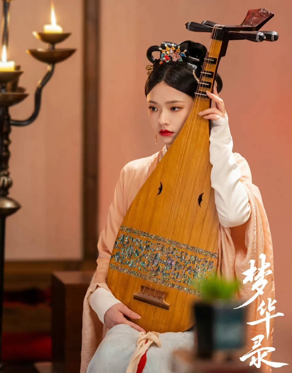 Canh tinh cam cua Luu Diec Phi va Tran Hieu anh 6