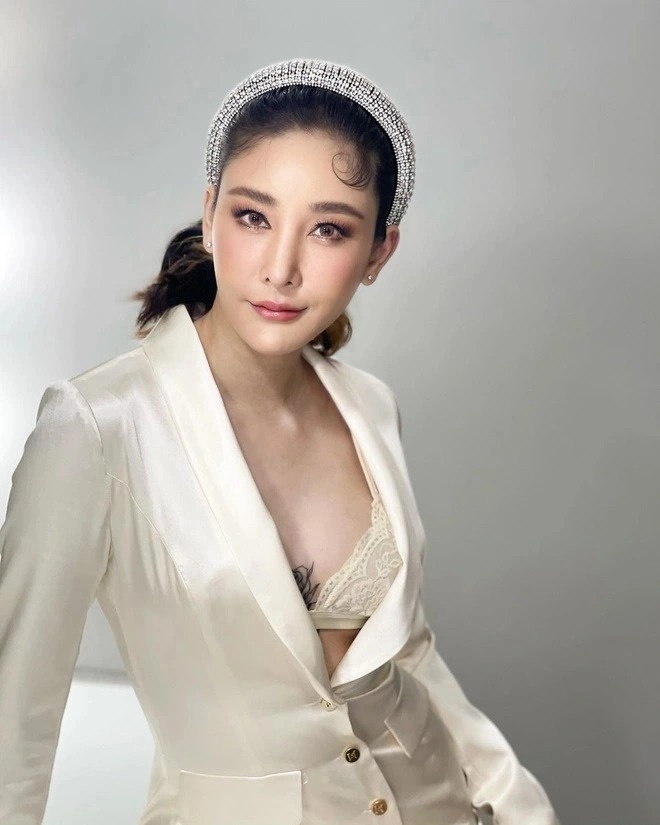 Tangmo Nida tu nan anh 1