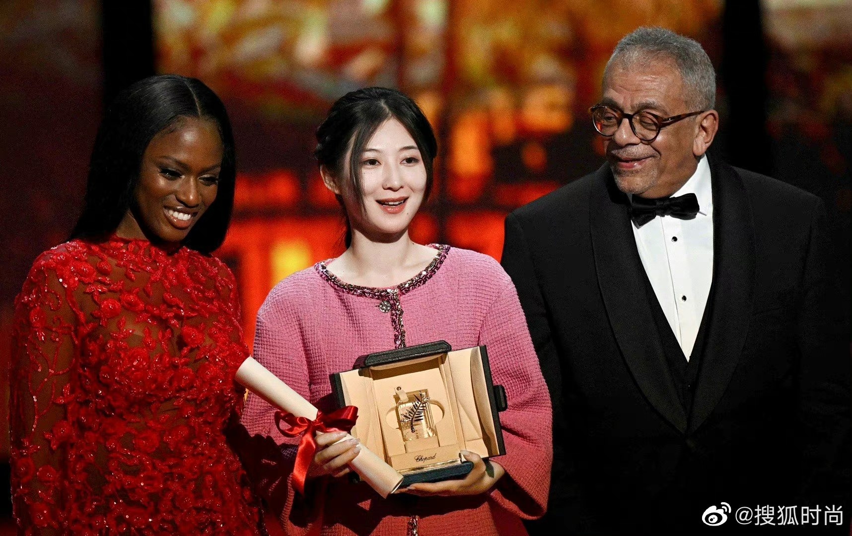 Nu dao dien Trung Quoc thang Cannes anh 2