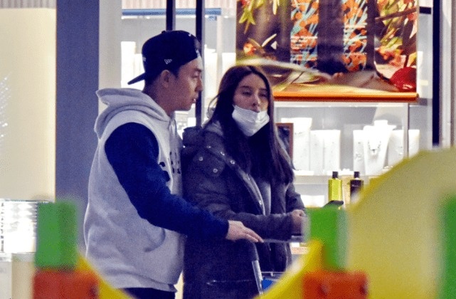 Thích Tiểu Long bí mật kết hôn ảnh 3 Thich Tieu Long bi mat ket hon anh 3