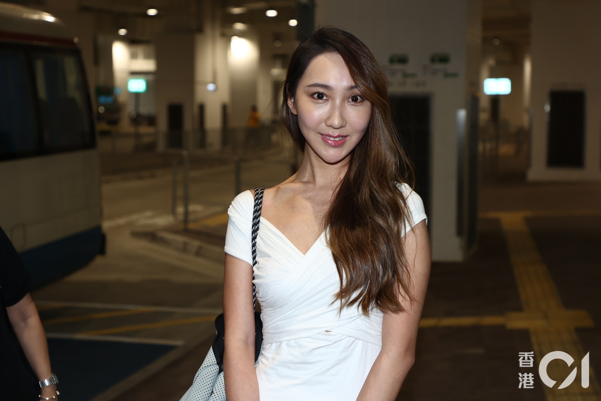 Hoa hau Hong Kong 2022 anh 6