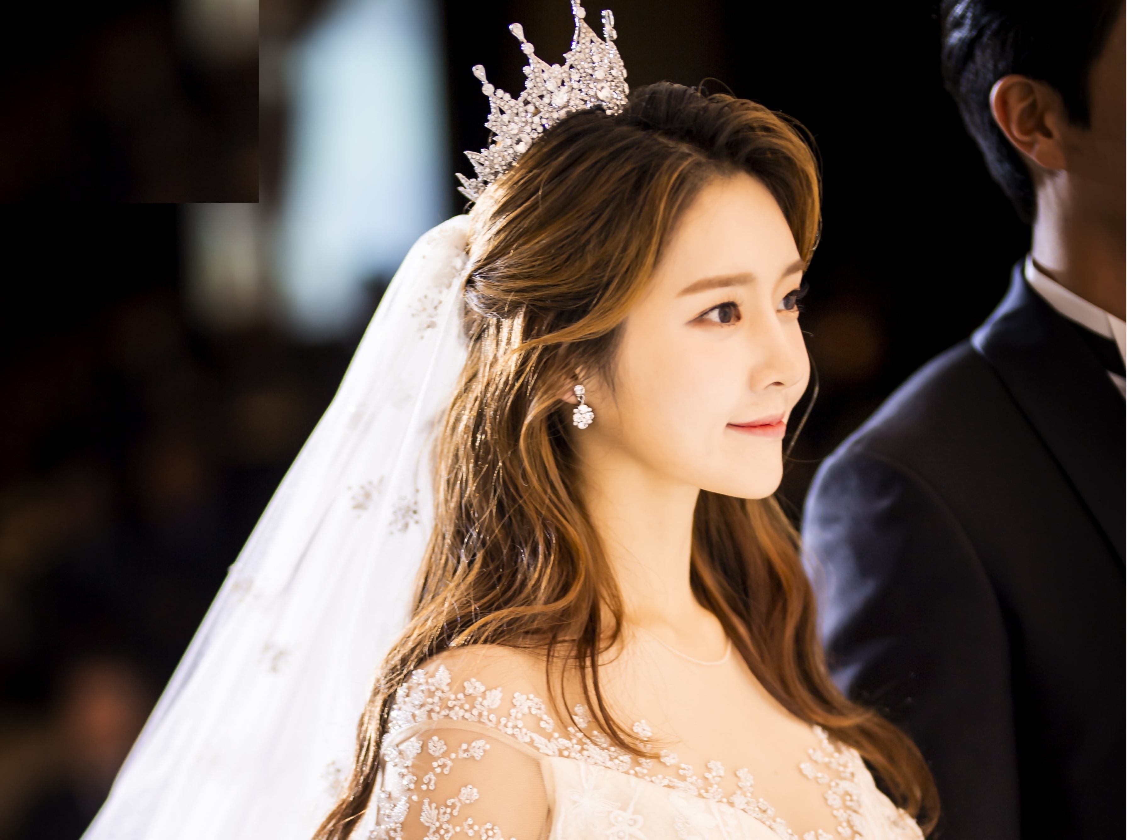 Hon nhan cua cuu thanh vien nhom T-Ara truc trac hinh anh