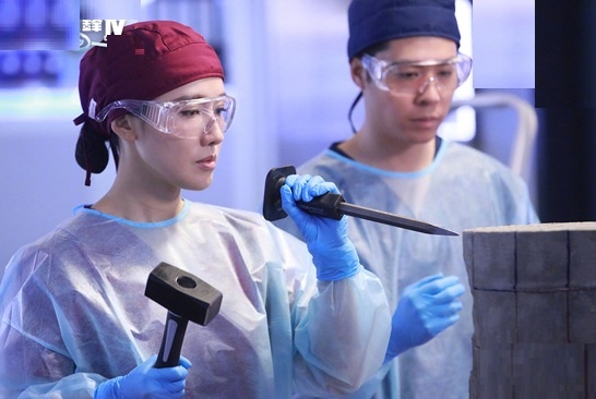 'Bang chung thep' mat chat hinh anh