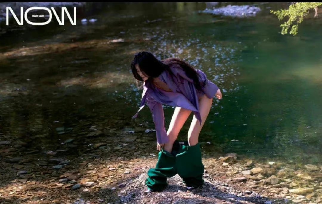 Sieu mau Ha Tue chup anh nhay cam anh 1