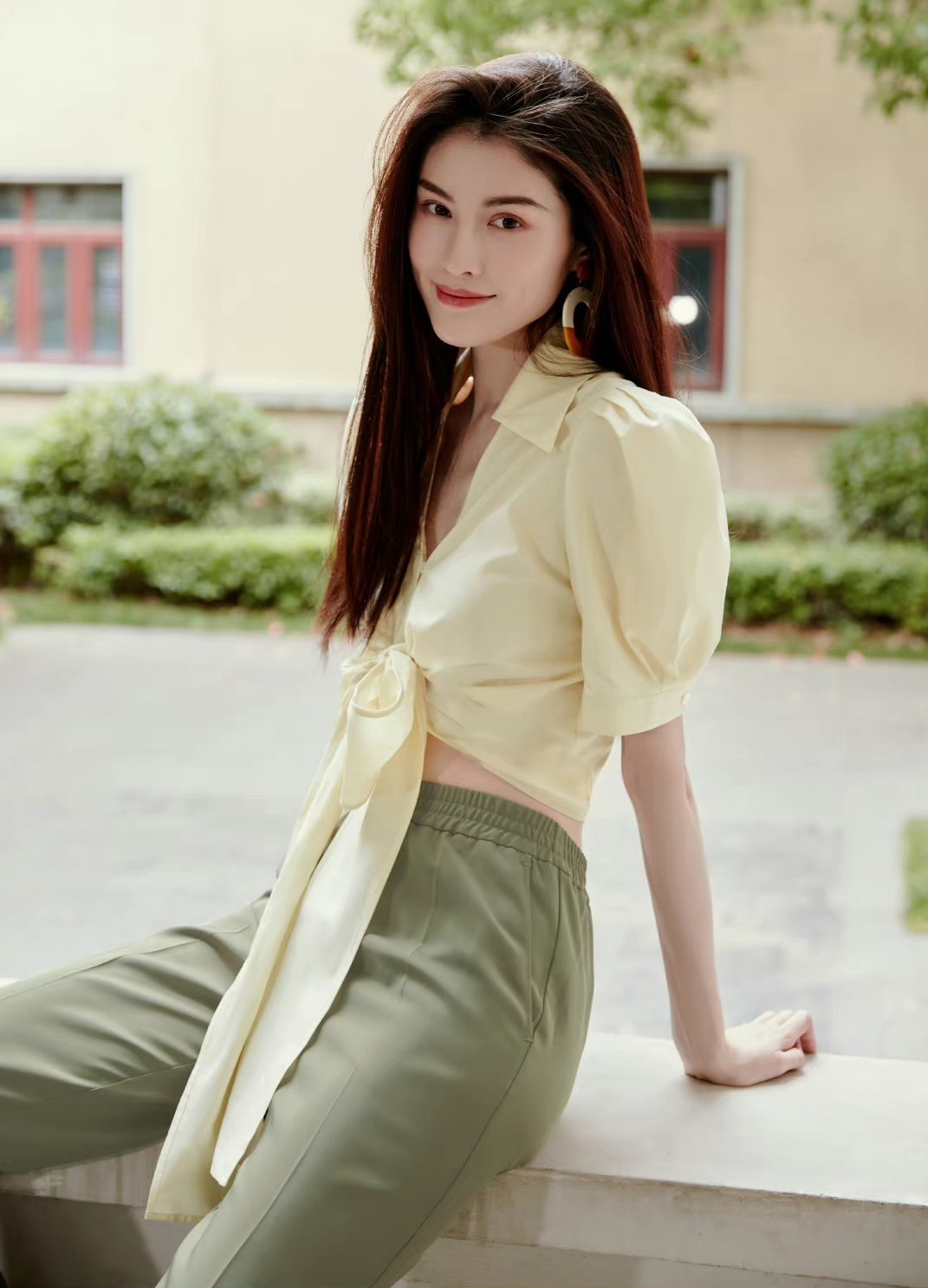 Sieu mau Ha Tue chup anh nhay cam anh 17