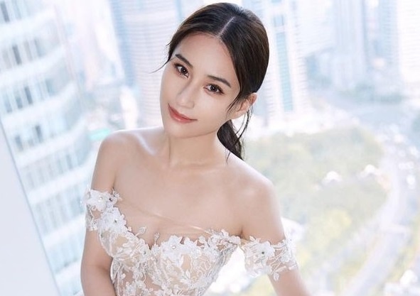 Con gai vua song bac Ha Hong San met moi vi giau co hinh anh