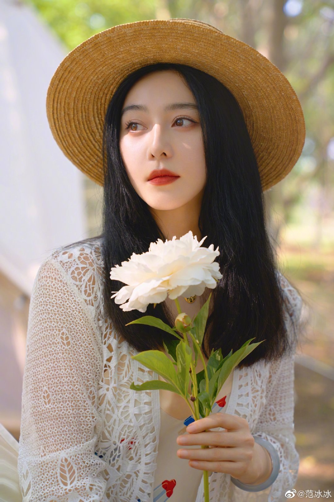 Moi nguy tinh duc voi sao nu Trung Quoc anh 1