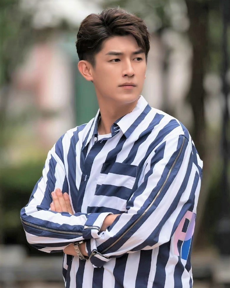 Dương Húc Văn bị tẩy chay ảnh 3 Duong Huc Van bi tay chay anh 3