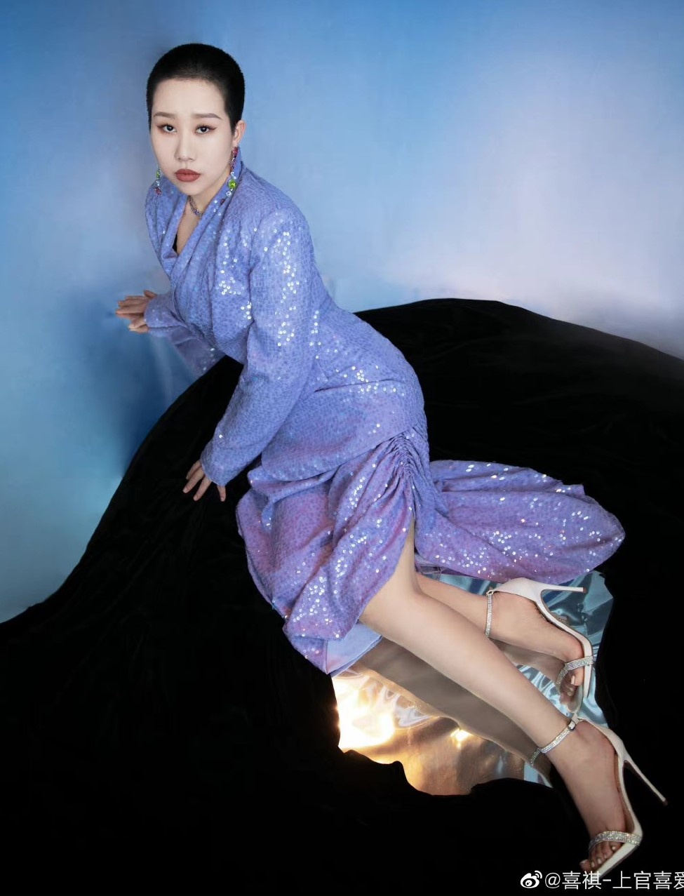 Nghệ sĩ Trung Quốc kể khổ ảnh 1 Nghe si Trung Quoc ke kho anh 1