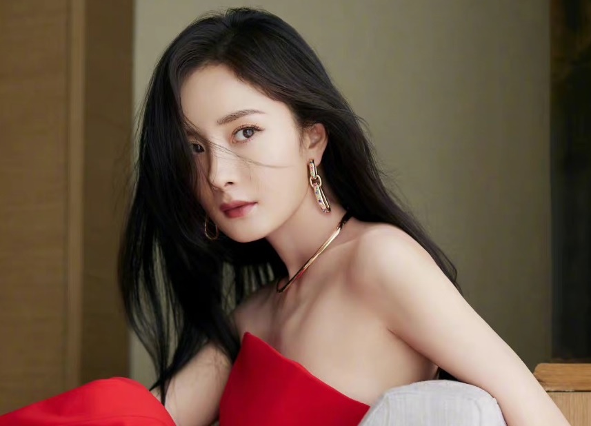 Nghe si Trung Quoc bi 'nem da' vi than ngheo, ke kho hinh anh