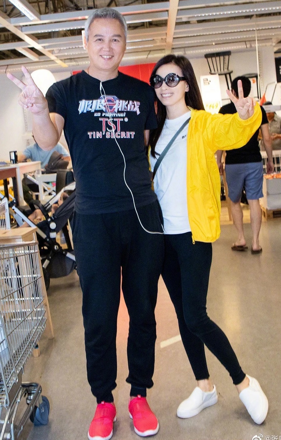 Truong Dinh go phong toa tai san anh 1