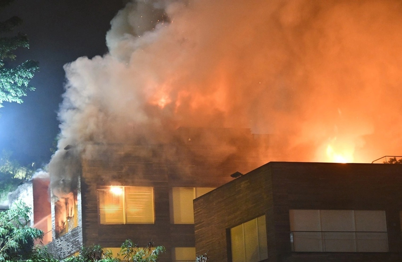 Lam Thanh Ha thiet hai 3,8 trieu USD sau vu chay dinh thu hinh anh