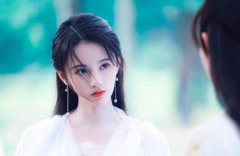 Sao Hoa ngu bien dang vi van nan ca da, bop mat qua da hinh anh