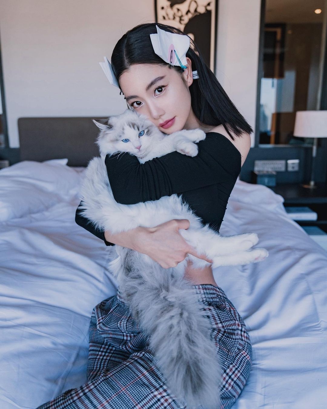 Nhan sac Clara anh 10