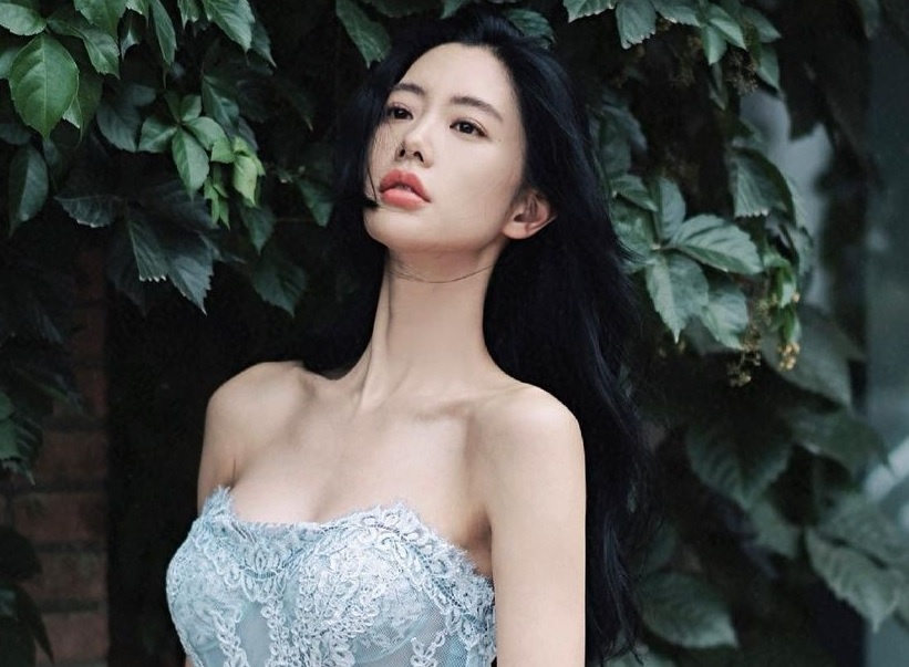 Bieu tuong goi cam Clara o tuoi 36 hinh anh