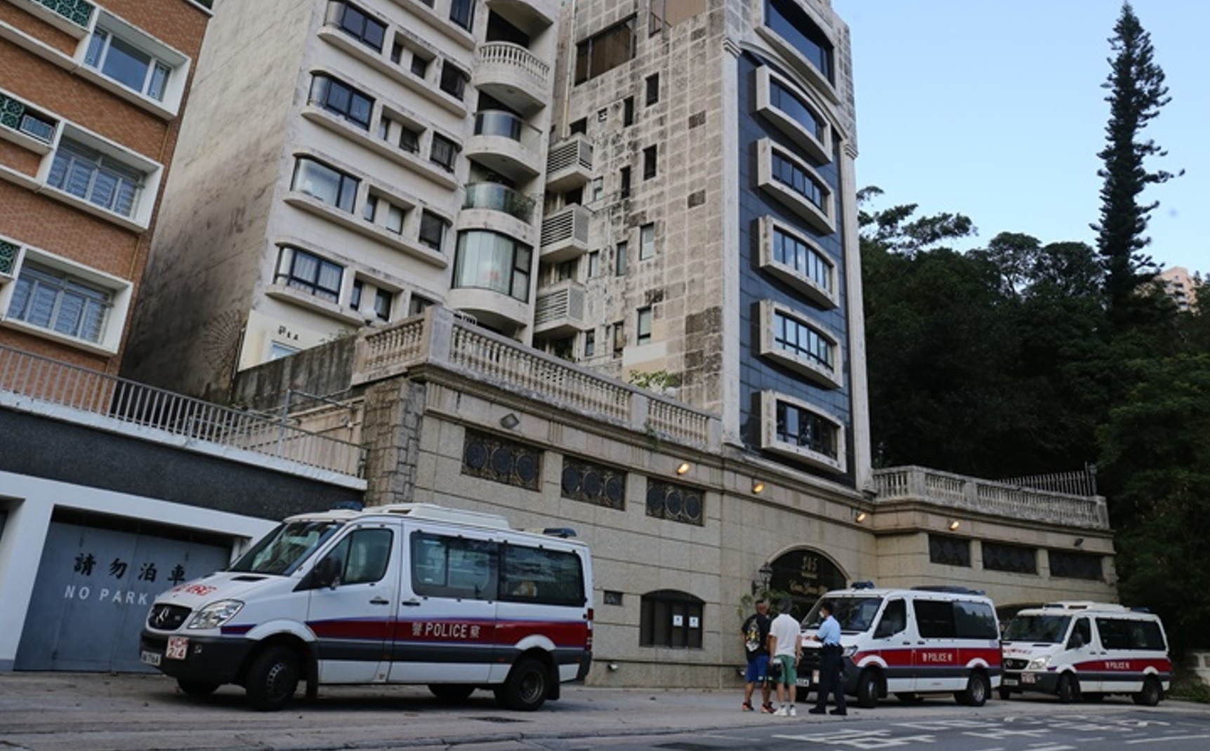 Biet thu cua Quach Phu Thanh bi trom dot nhap hinh anh