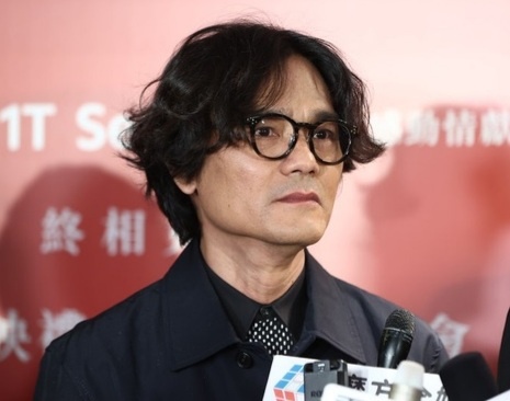 Dien vien Lam Gia Dong bat tinh khi nga tren phim truong hinh anh