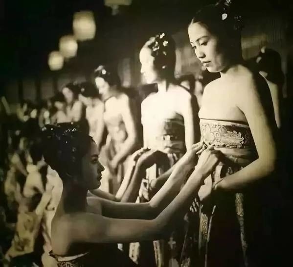 Chau Nhuan Phat mo trien lam anh 2