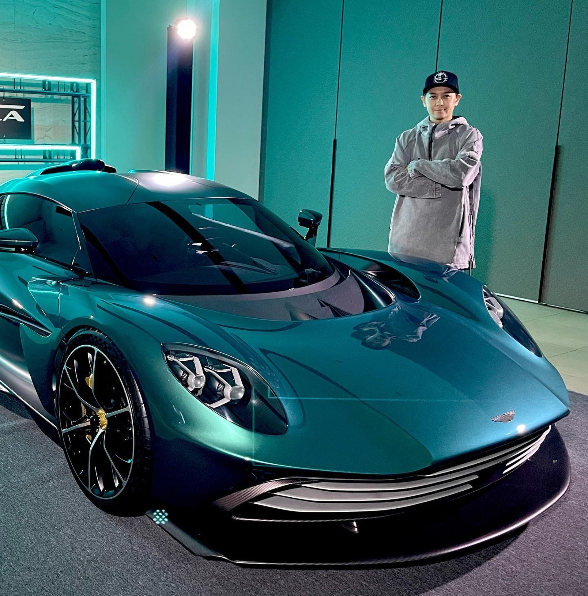 Lam Chi Dinh bi tai nan giao thong anh 4