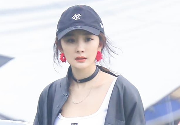 Duong Mich tro lai phim truong sau chan thuong hinh anh