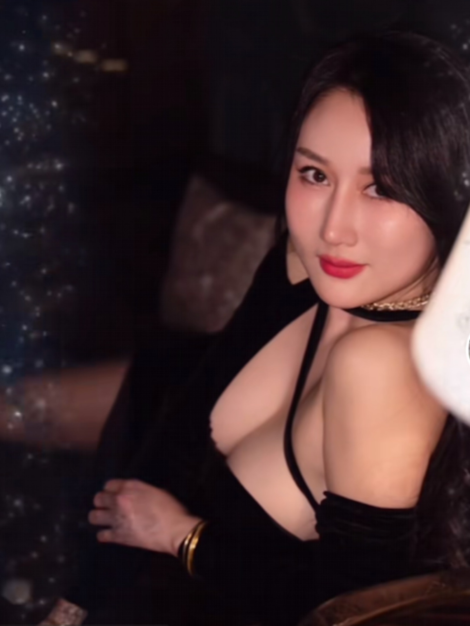 Huong Ta ngoai tinh anh 2