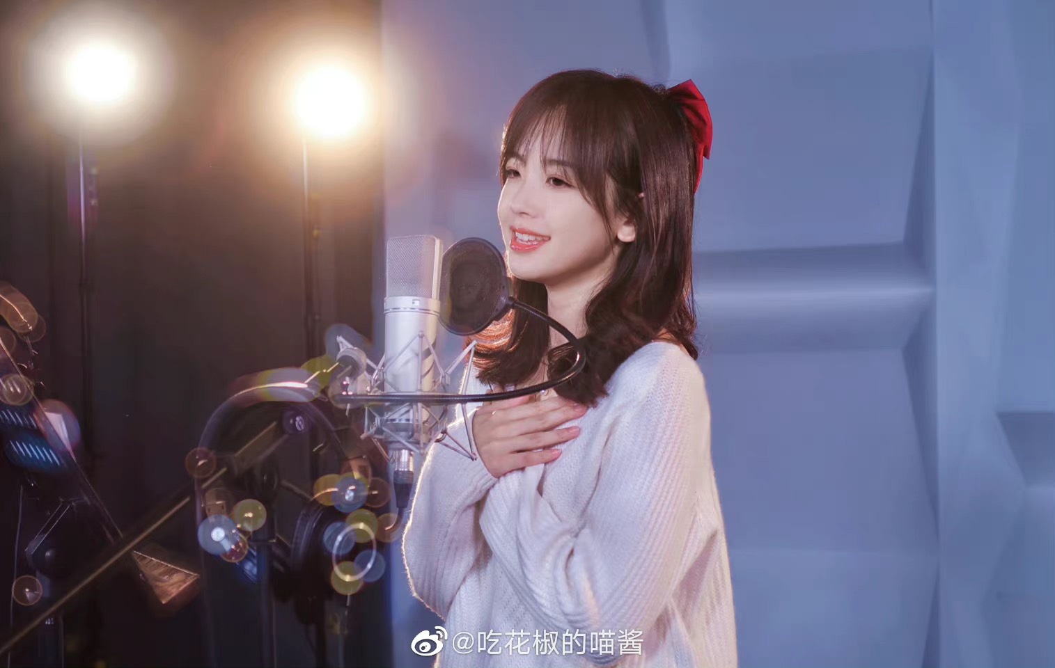 Vuong Bang Bang bi cam song anh 2