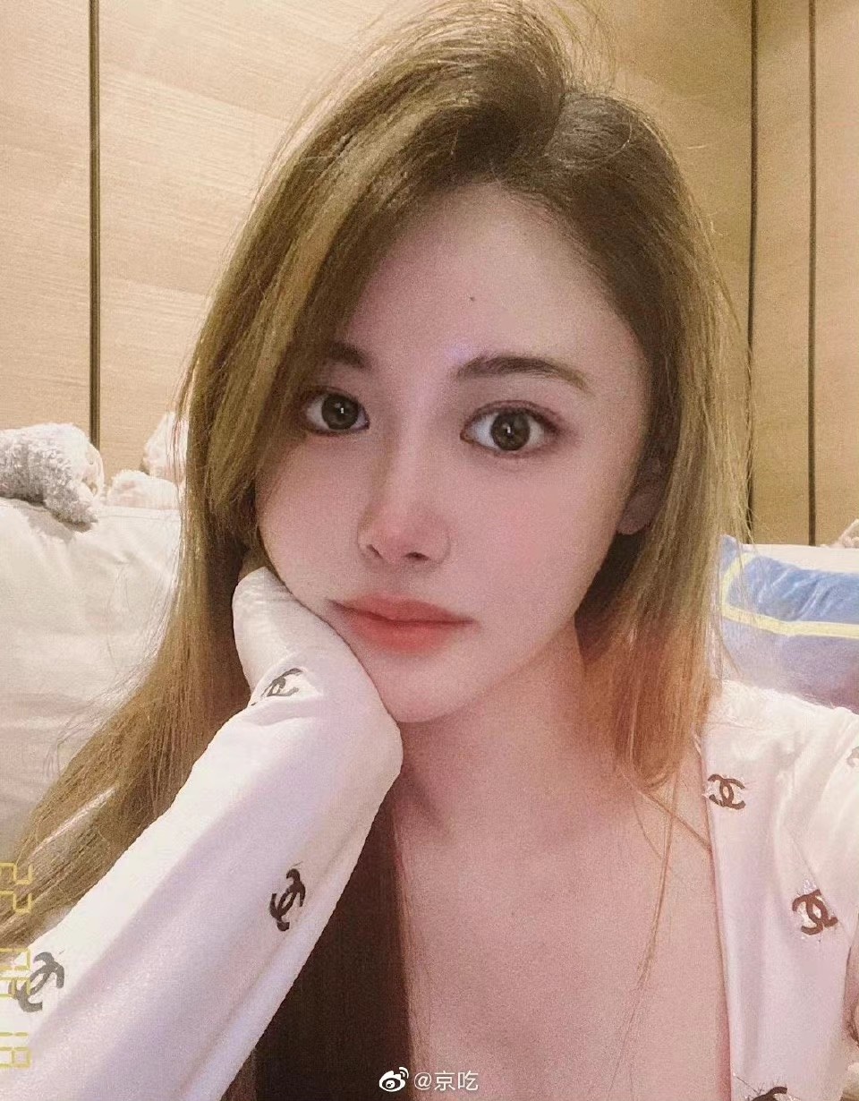 Nguoi mau Trung Quoc bi bat anh 2