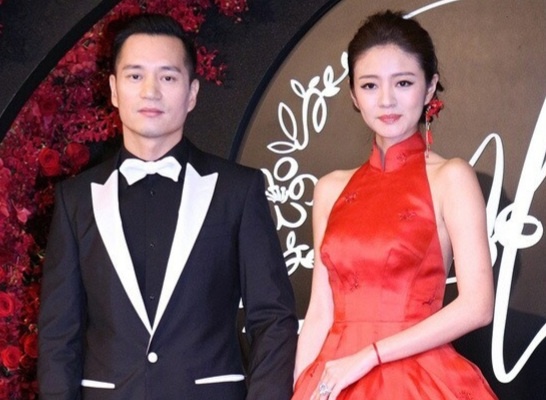 Chong ty phu cua An Di Hien bi khoi to hinh anh