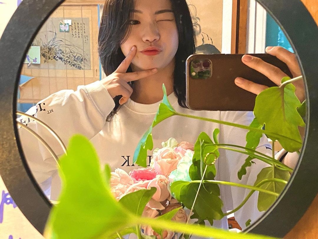 Kim Ji Yoon qua doi anh 1