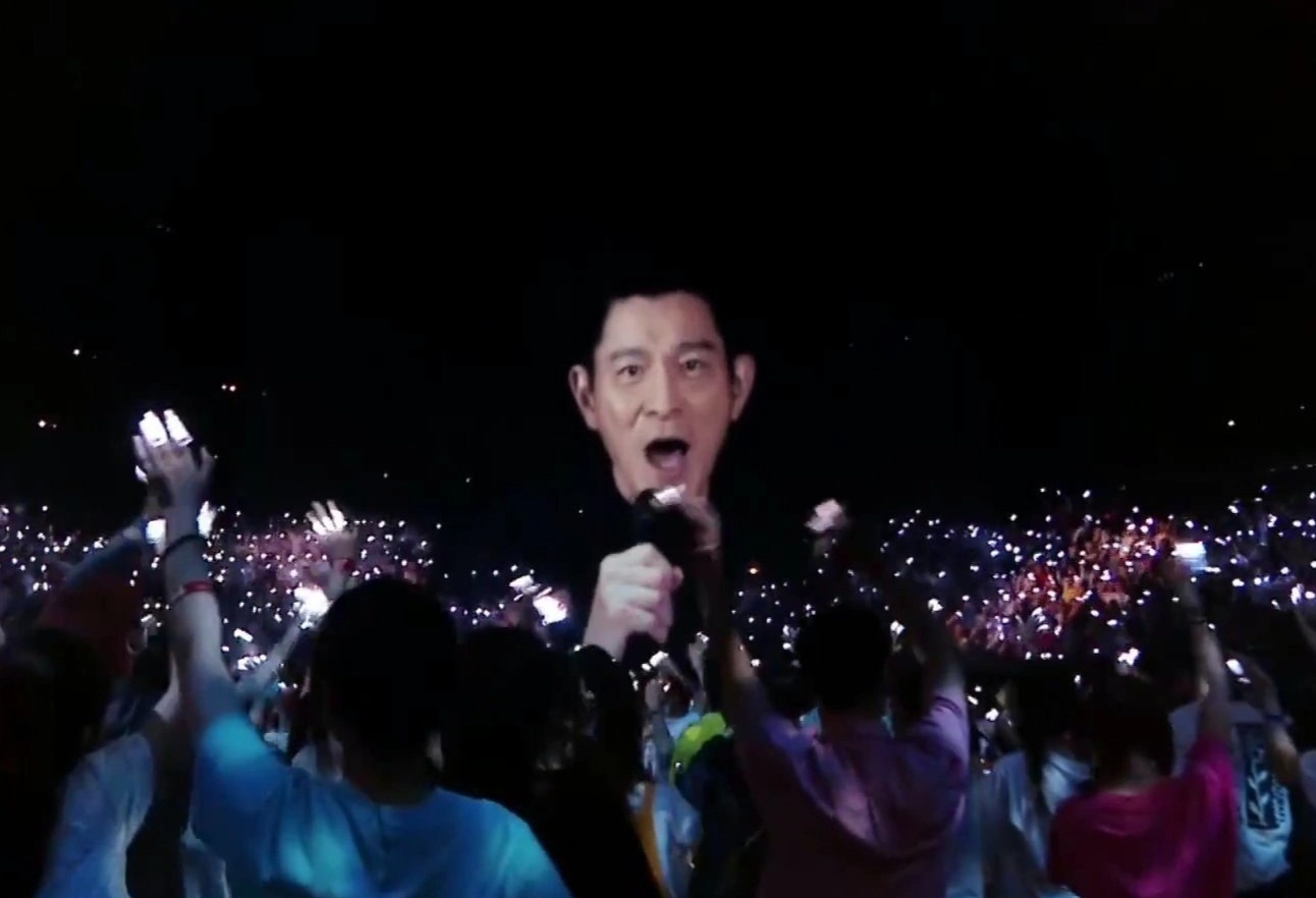 Lưu Đức Hoa vướng tranh cãi ảnh 3 Luu Duc Hoa vuong tranh cai anh 3