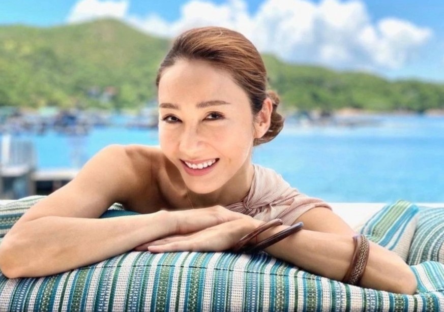 Cuoc song xa hoa cua Le Tu hinh anh