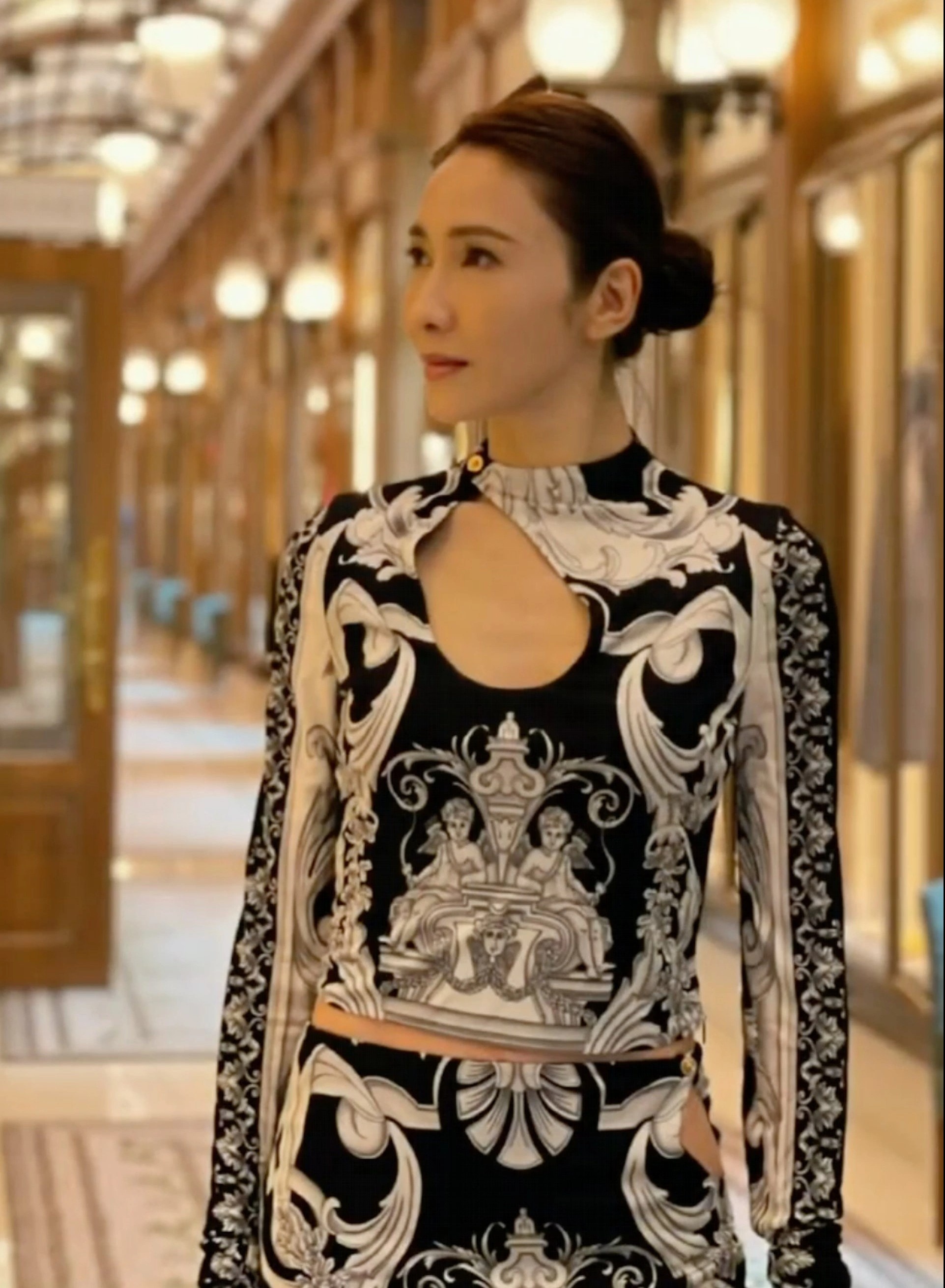 Lê Tư tuổi 51 ảnh 8 Le Tu tuoi 51 anh 8