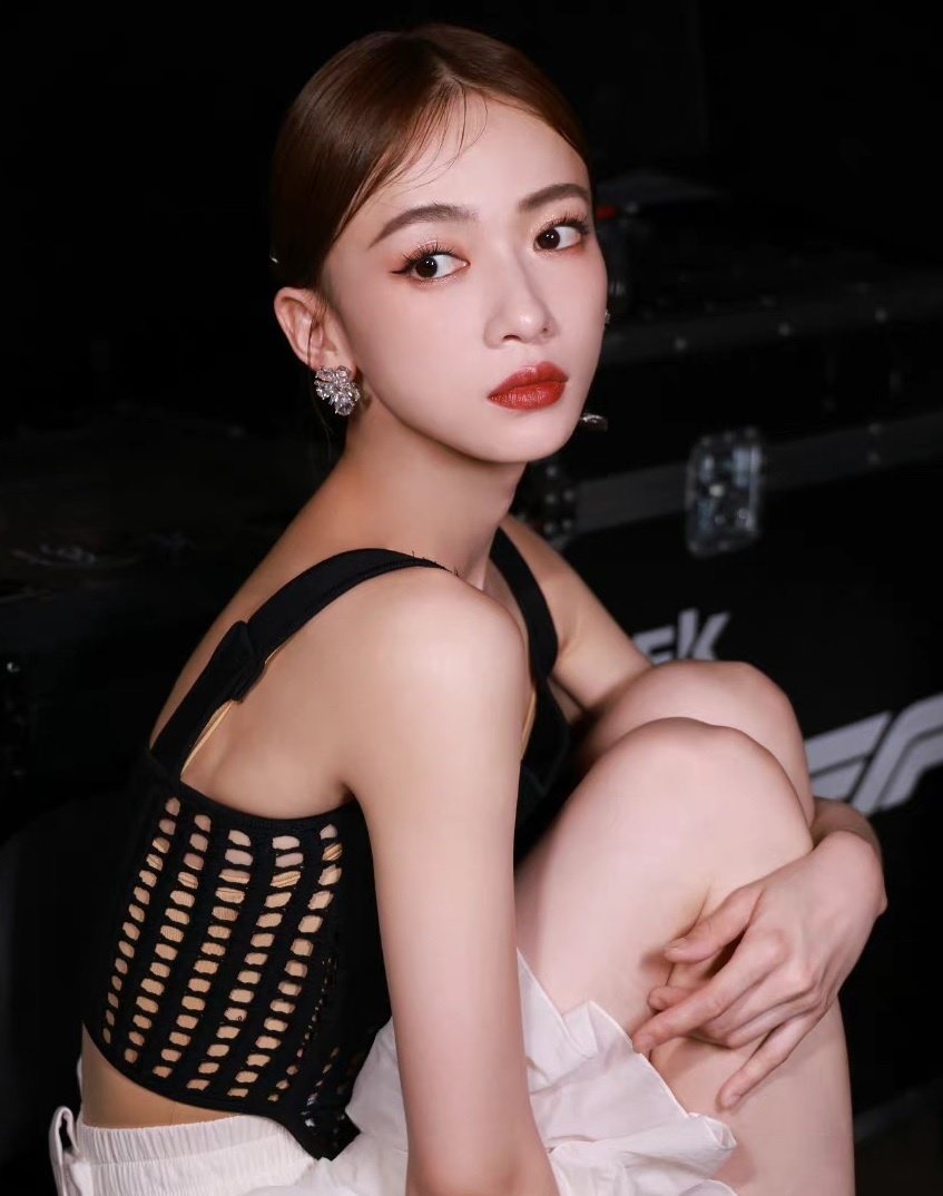 Sao Trung hach sach tro ly anh 6