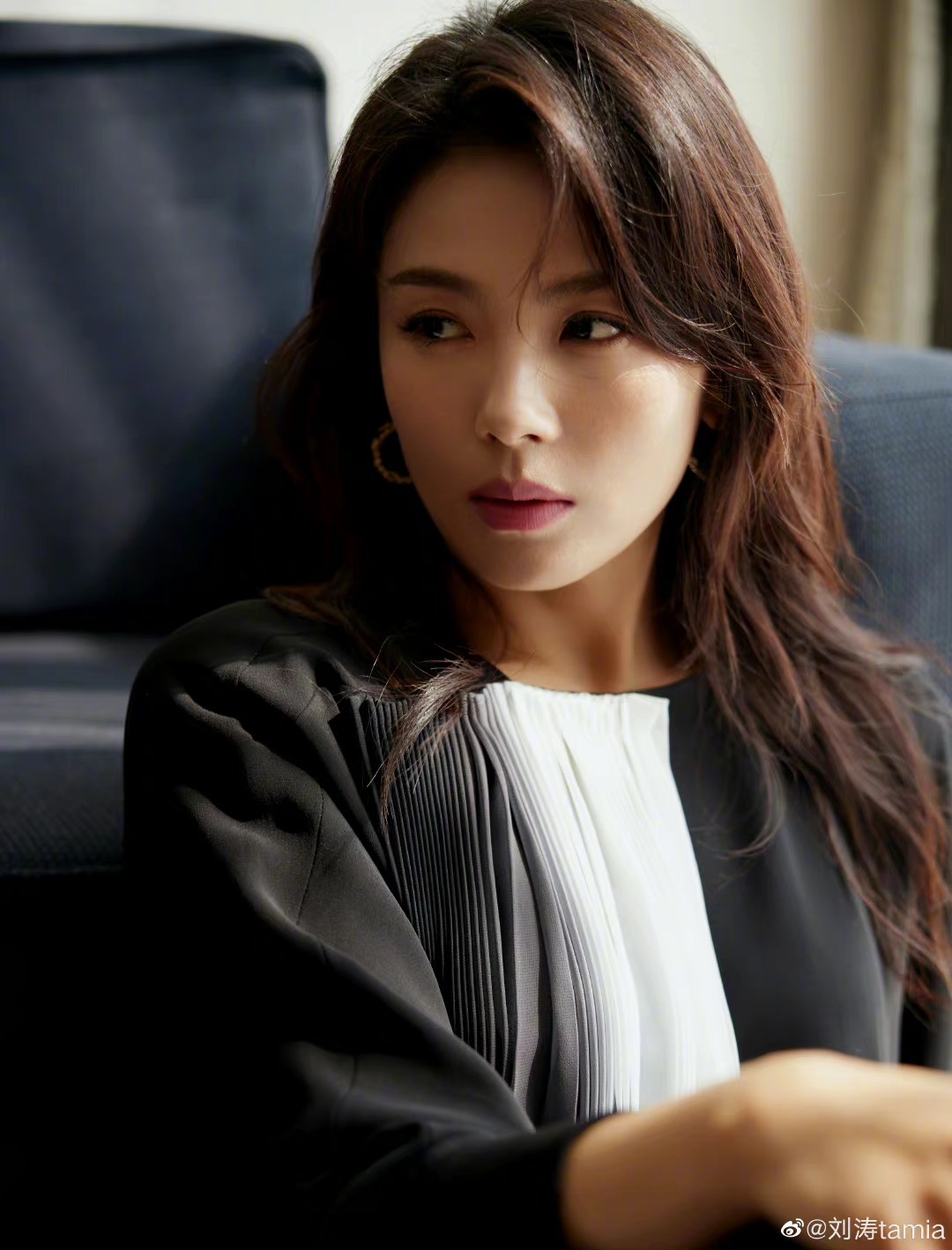 Sao Trung hach sach tro ly anh 7