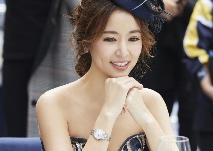 Cu chuyen minh cua Lam Tam Nhu hinh anh