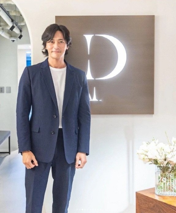 Jang Dong Gun xuat hien anh 3