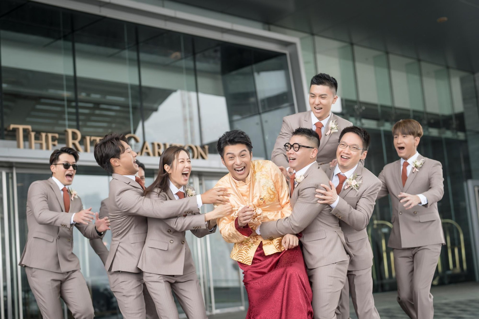 Le cuoi Hoang Gia Lac anh 9