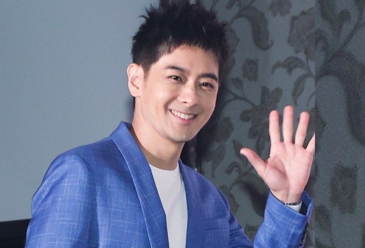 Lam Chi Dinh xuat vien hinh anh