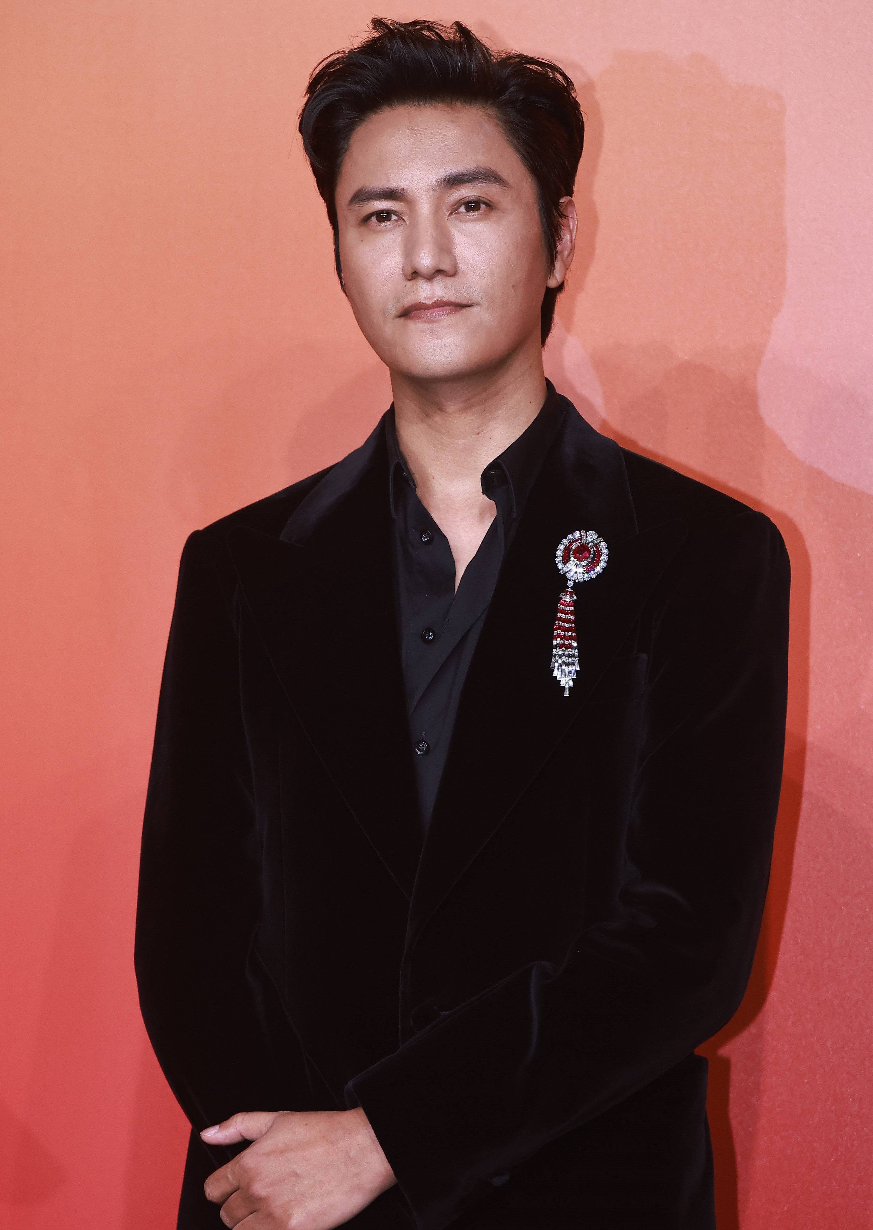 Trieu Lo Tu goi cam anh 12