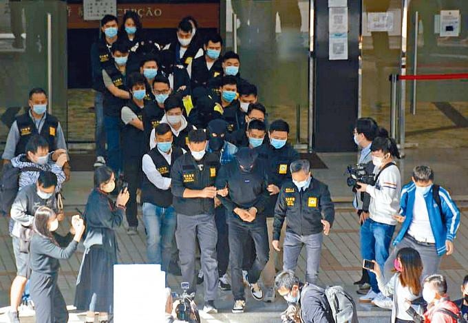 Ty phu Chau Trac Hoa anh 1