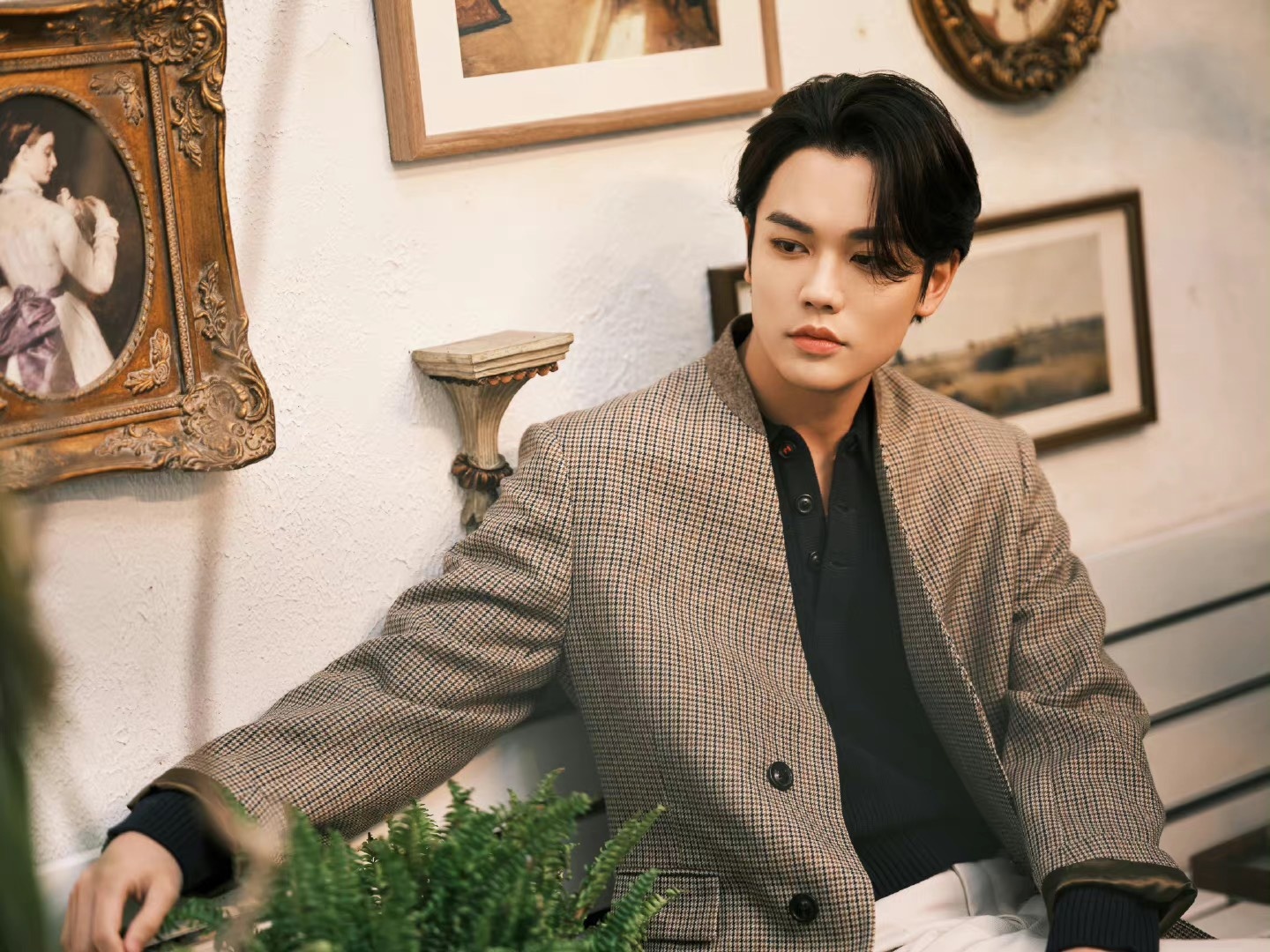 Lam Ngan Tuan boc phot anh 1