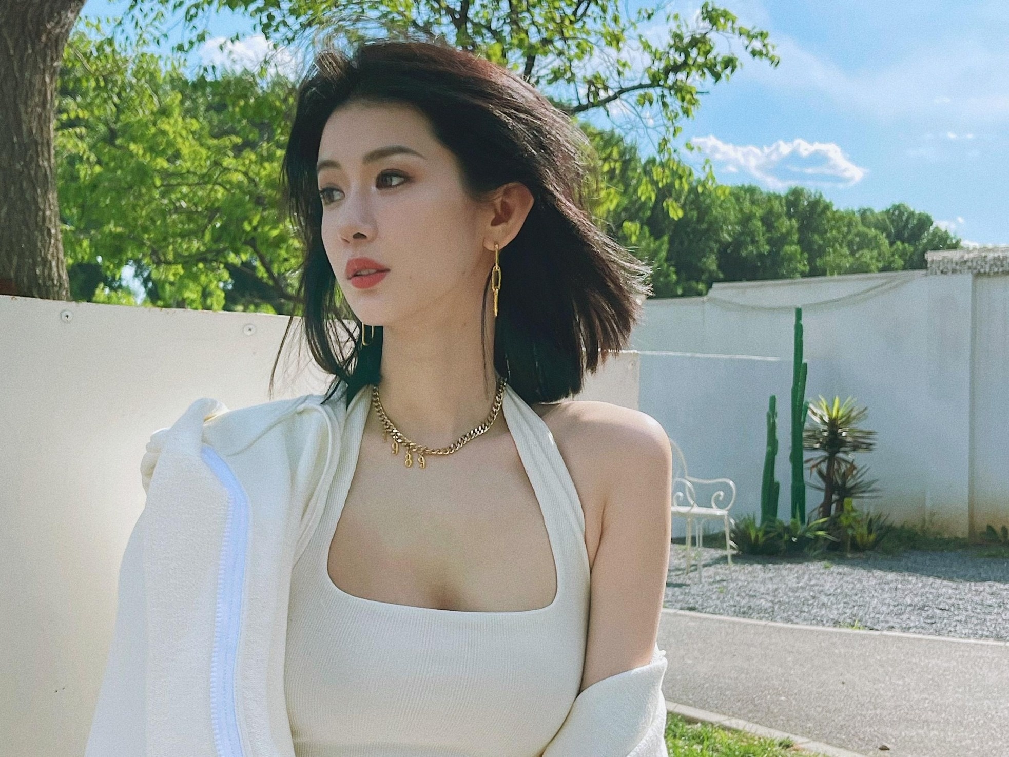 Blase Loan Loan ồn ào ảnh 3 Blase Loan Loan on ao anh 3