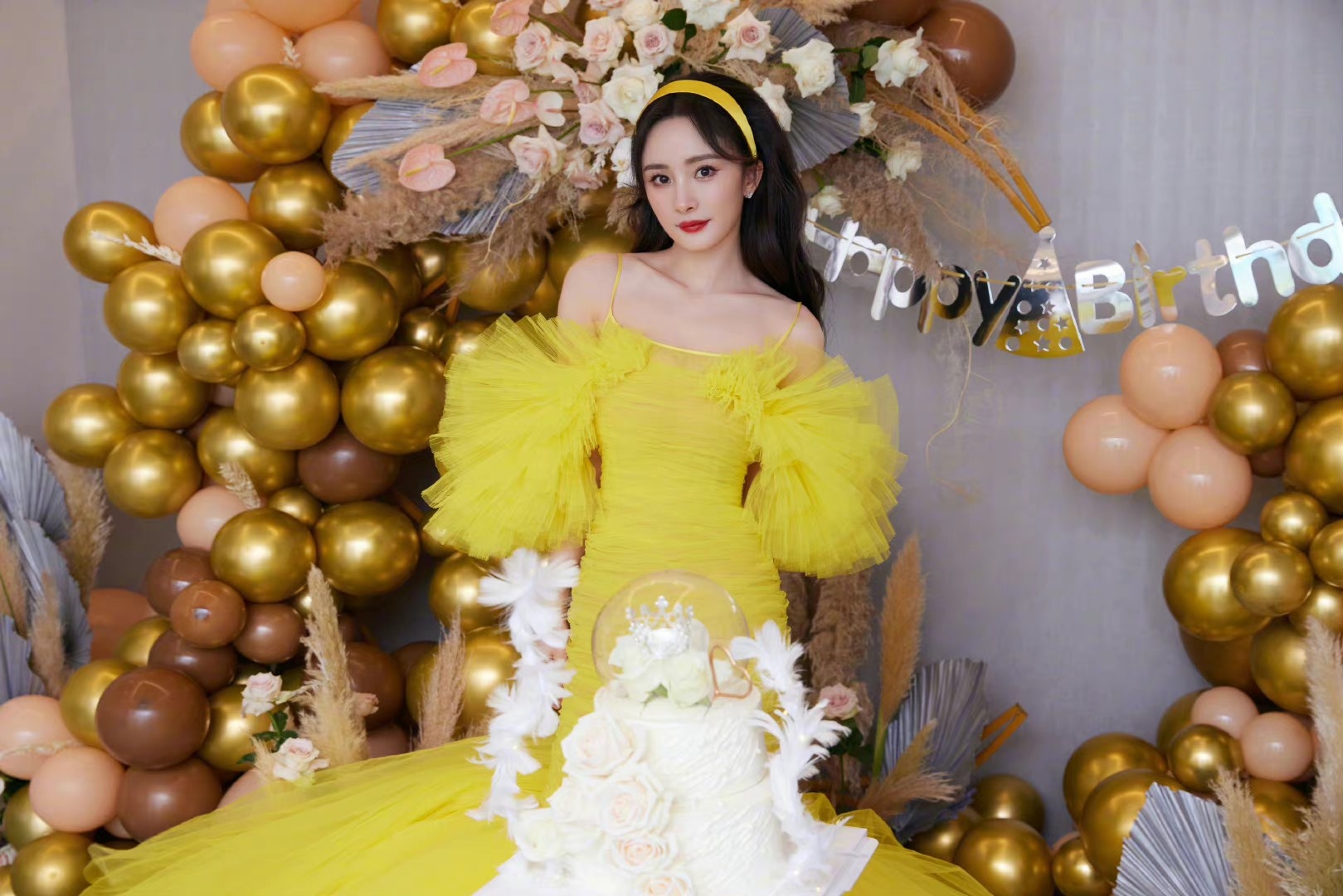 Duong Mich 20 nam showbiz anh 2