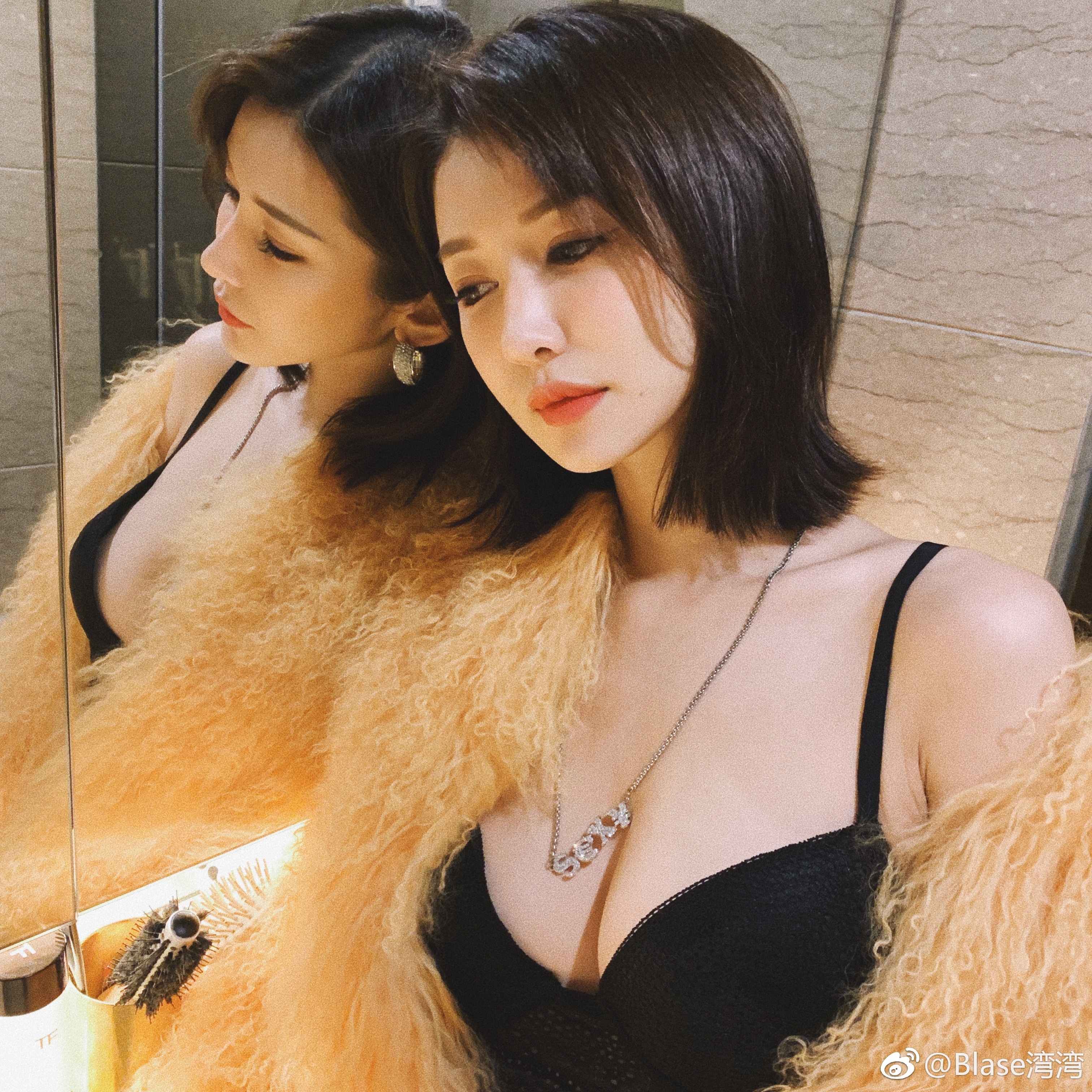 Blase Loan Loan bóc phốt ảnh 1 Blase Loan Loan boc phot anh 1