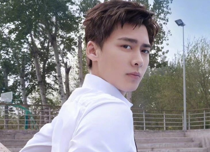 Ly Dich Phong lo clip nhay cam? hinh anh