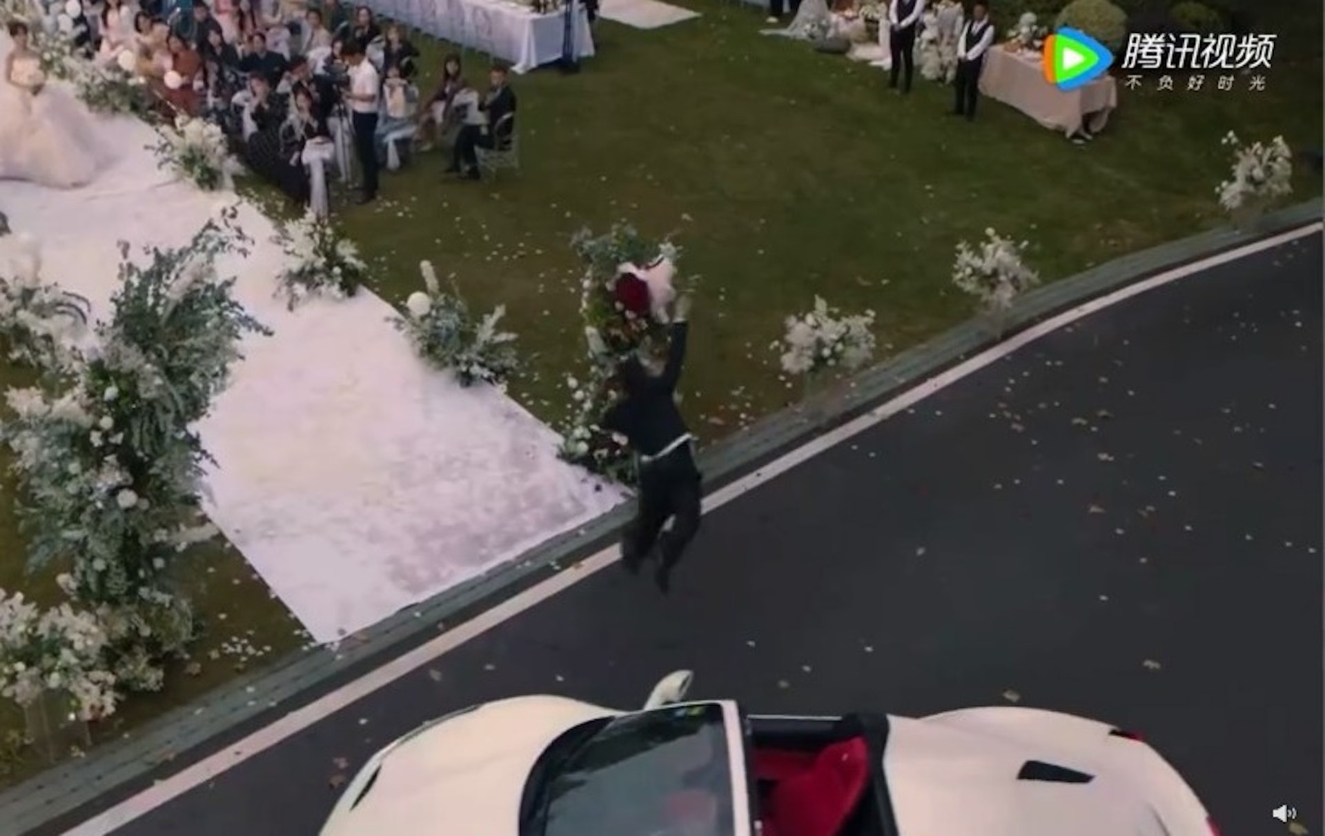 Canh quay phi ly anh 2